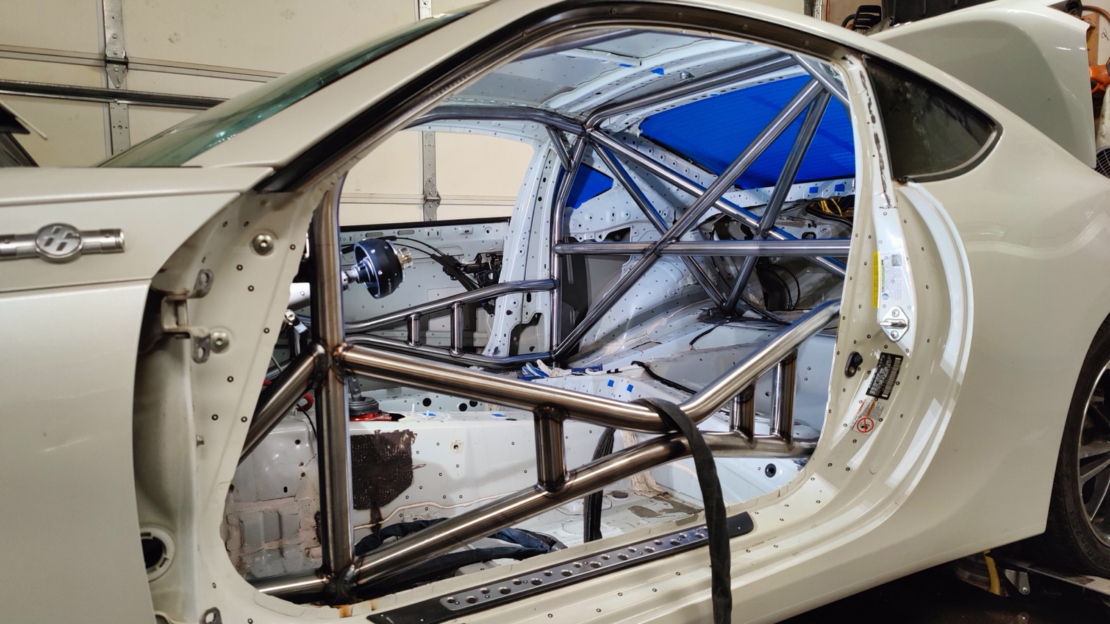 Finished cage welded into an FR-S